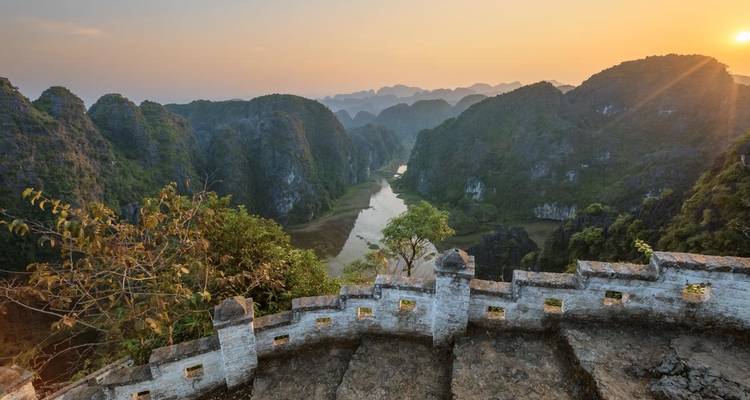 Nord du Vietnam Hanoi - Ninh Binh - Halong 5 jours - Bamboo Hat Tours.,ltd 7