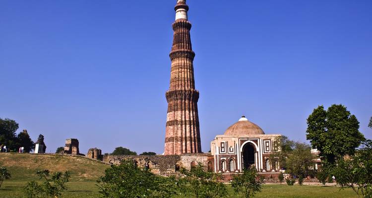 Excursión de 3 días al triángulo de oro con todo incluido - Agra Taj Visit 8