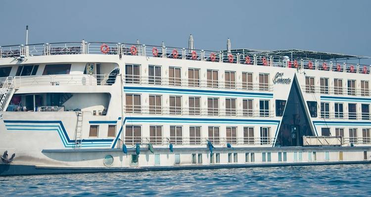 Descubre los tesoros de Egipto y Jordania 13 días hoteles de lujo y crucero por el Nilo - Look at Egypt Tours  2