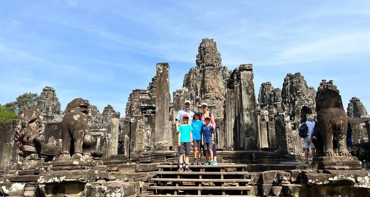 Aventura en bici por Angkor y más allá - The Guide Cambodia Travel 7