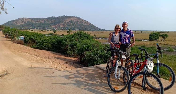 Excursión en bicicleta por Angkor Wat - The Guide Cambodia Travel 7