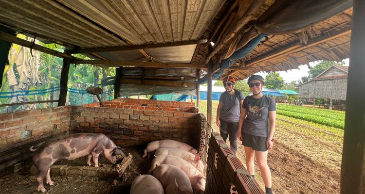 Culture et découverte à vélo des temples de pierres précieuses et de la campagne - The Guide Cambodia Travel 4
