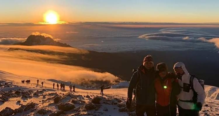 Kilimanjaro Climb Umbwe Route 6 days - Kilimanjaro Safari Experience 6