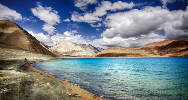 Beautiful Ladakh - UncleSam Holidays 4