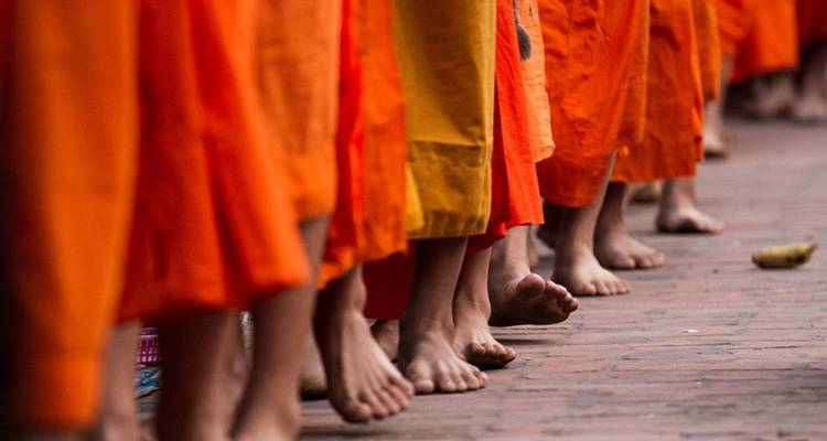 Aventura de 5 días al cruzar la frontera entre Laos y Vietnam - Legend Travel Group 6