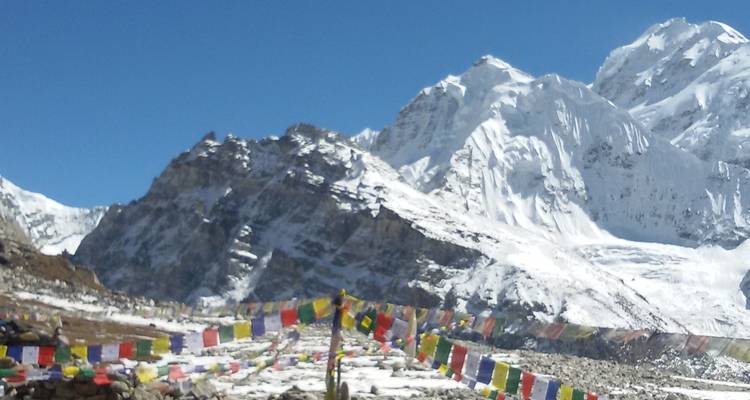 Caminata por el campamento base del Kanchenjunga 19 días - Nepal Nomad Trekking Pvt. Ltd. 3