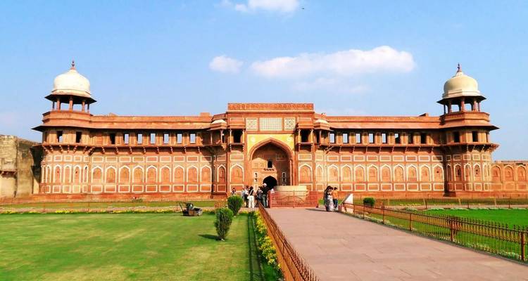 Viaje privado de 3 días al Triángulo de Oro desde Delhi: amanecer en el Taj Mahal, hoteles de lujo y entradas sin esperas - Adreva Trotter Pvt Ltd 9