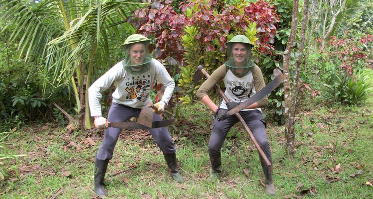 Galapagos Experience Volunteering & Travel  3 Weeks - Lead Adventures  7