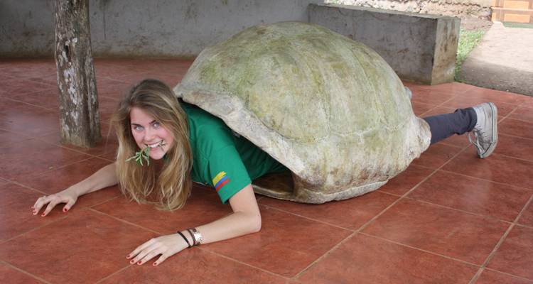 Galapagos Experience Volunteering & Travel  3 Weeks - Lead Adventures  8
