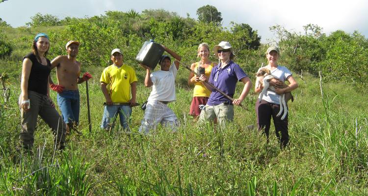 Galapagos Experience Volunteering & Travel  3 Weeks - Lead Adventures  9