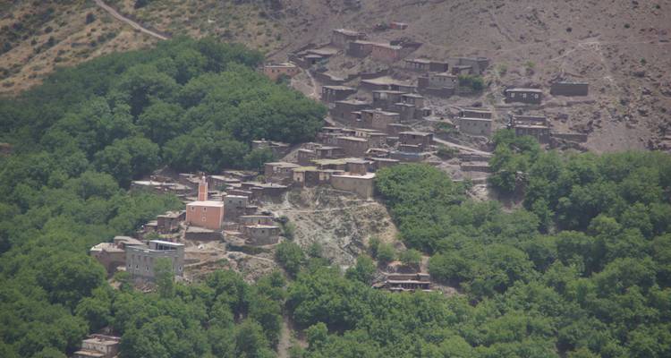 Randonnée de 4 jours dans les villages berbères et ascension du Mont Toubkal au départ de Marrakech - Desertbrise Travel 2