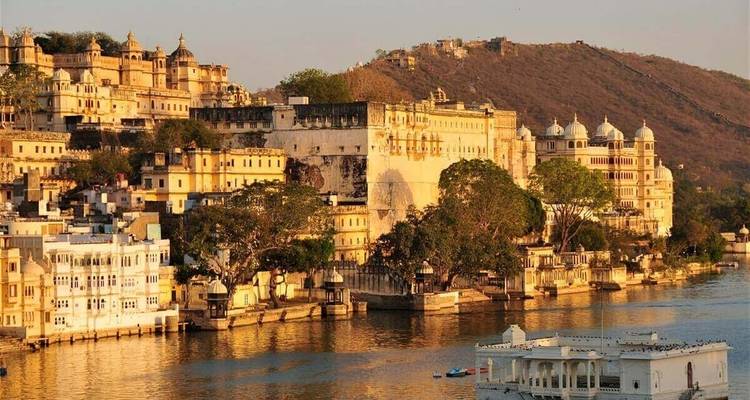 Rajasthan and Taj Mahal Tour - UncleSam Holidays 4