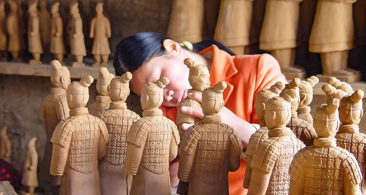 9-Day Small Group: Beijing, Xi'an, Guilin & Yangshuo, 5-star Hotels - Agate Travel 4