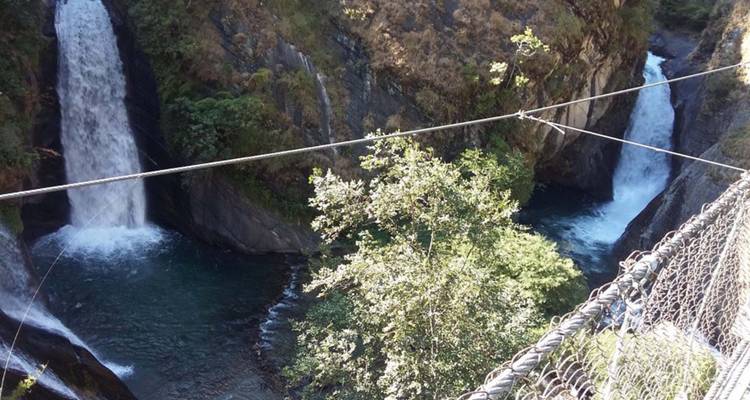 Trekking dans la vallée de Tsum - First Environmental Trekking 2