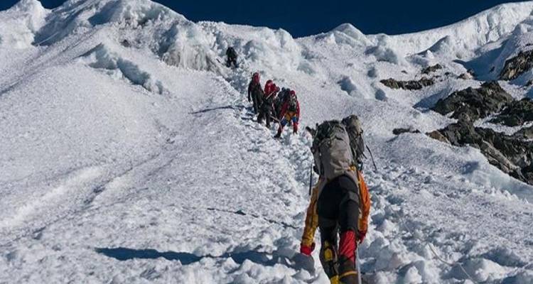 13 jours d'ascension de l'Island Peak - Nepal Eco Adventure Pvt.Ltd 1