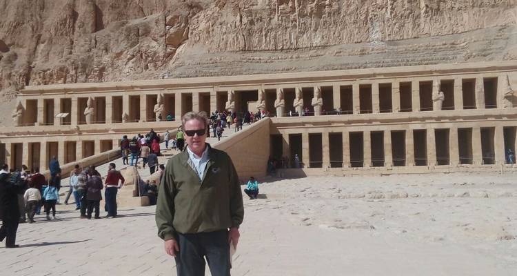 Increíble crucero de 4 días por el Nilo de Luxor a Asuán con visitas turísticas y Abu Simbel - Egypt Gift Tours 9