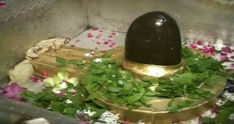 Religious and Historical Varanasi & Khajuraho Tour with Delhi Agra Jaipur - Agra Travels Service & Tours 10