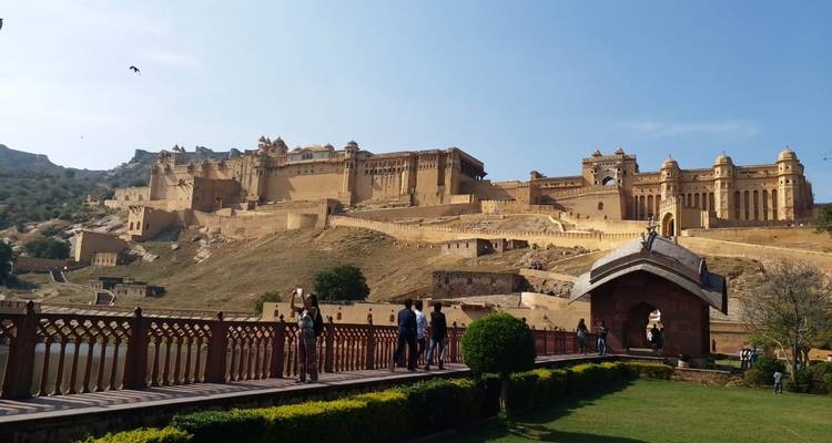 Glorioso viaje al triángulo de oro 4 noches - 5 días con hotel Hilton Grupo 5 estrellas todo incluido - Real viaggi india  1