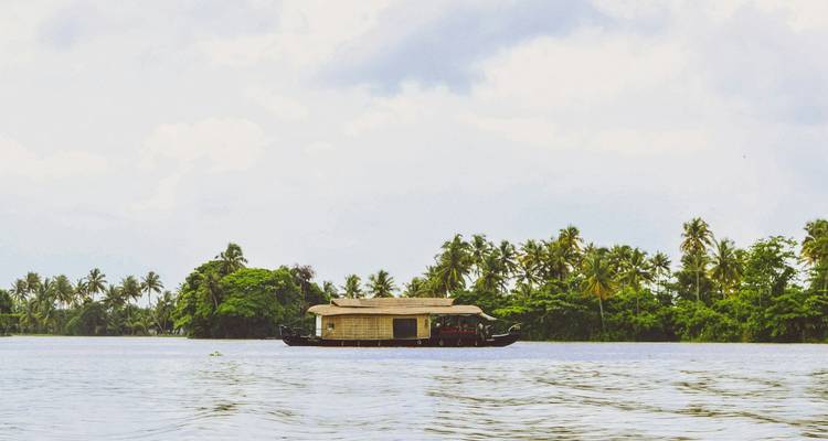 Rejuvenecedor Viaje Ayurveda a Kerala - Alkof Holidays 4