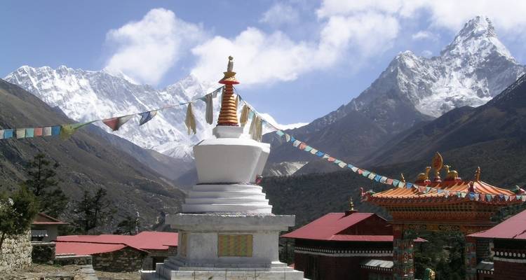 Everest Base Camp Trek - Holy Mountain Treks 7