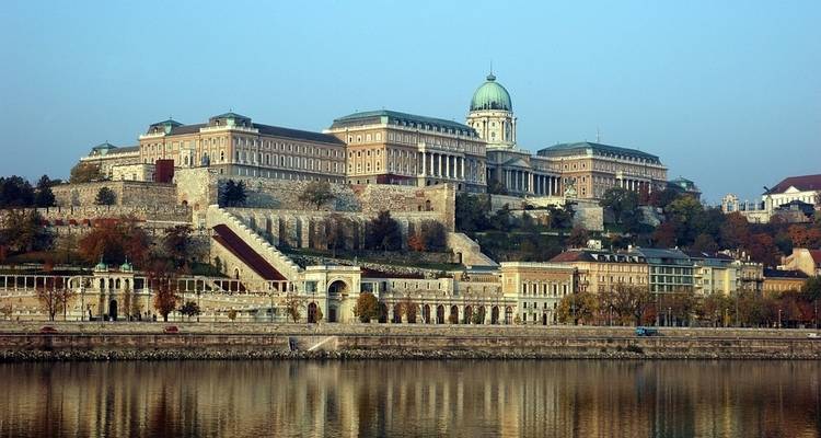 Bohemian Highlights (End Berlin) - Trafalgar 8