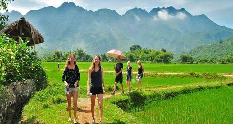 Senderismo corto de 2 días por Mai Chau y alojamiento en casa de familia local - Crossing Vietnam Tour 3