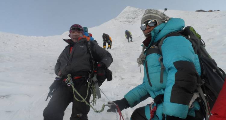 Ascensión al pico Lobuche este 19 días 18 noches - Mega Mount Treks and Expedition Pvt.Ltd.  3