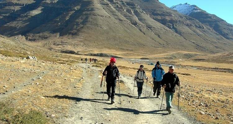 Viaje al Tíbet central por tierra - 12 días - Trekking Team Group 9