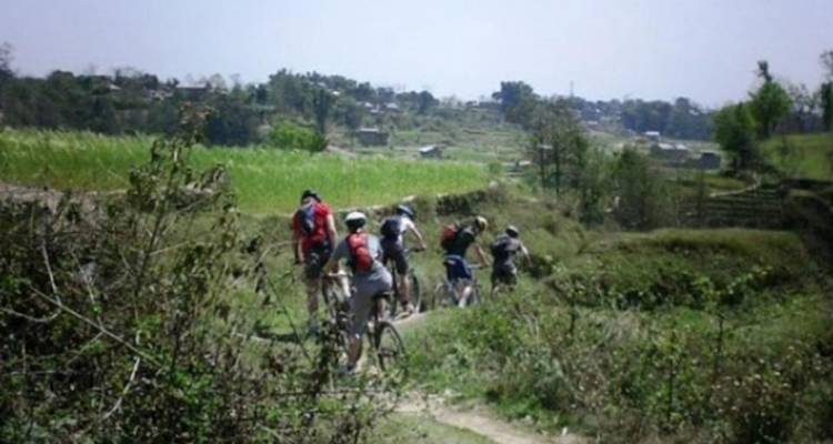 Bicicleta de ruta por el valle de Katmandú - 9 días - Trekking Team Group 1