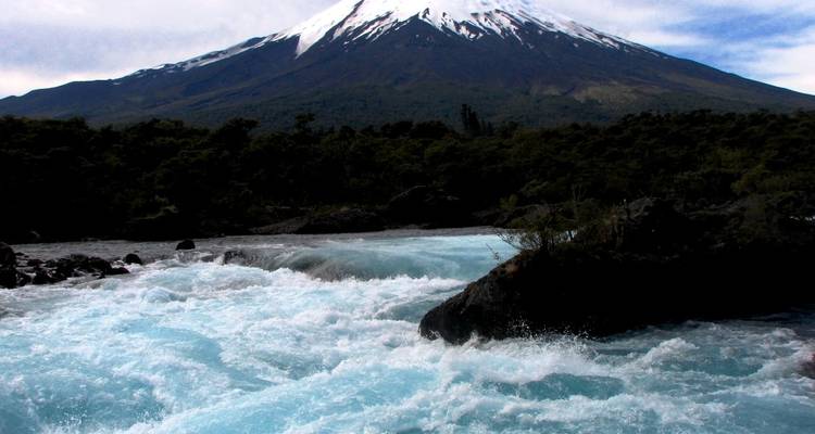 Andean Crossing Bariloche (Argentina) to Puerto Varas (Chile) - People Travel and Experience 6