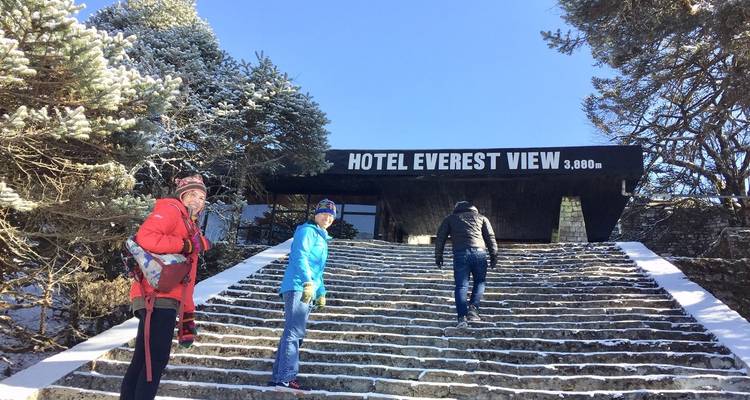 Circuito de lujo al Campamento Base del Everest -11 días - Himalayan Adventure Treks & Tours 10