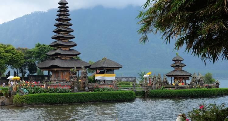 Bali Highlight Tours - Putu Bali Driver 6