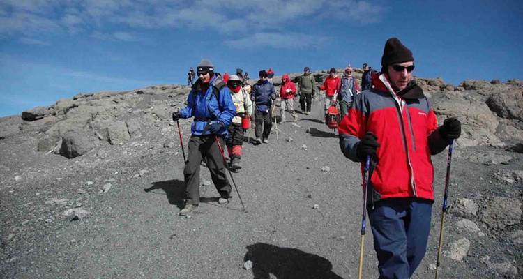 6 días escalada Kilimanjaro ruta Machame - Hazzes Adventure 1