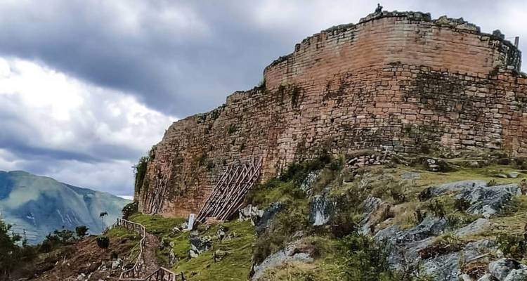 4/3 Kuelap, Catarata de Gocta, Viaje a Chachapoyas (grupo pequeño) - ILE Tours 1