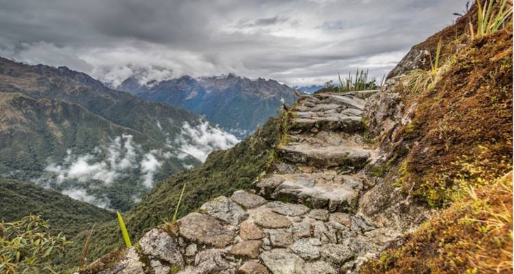 Caminata corta de 2 días por el Camino Inca (Grupos pequeños) - ILE Tours 1