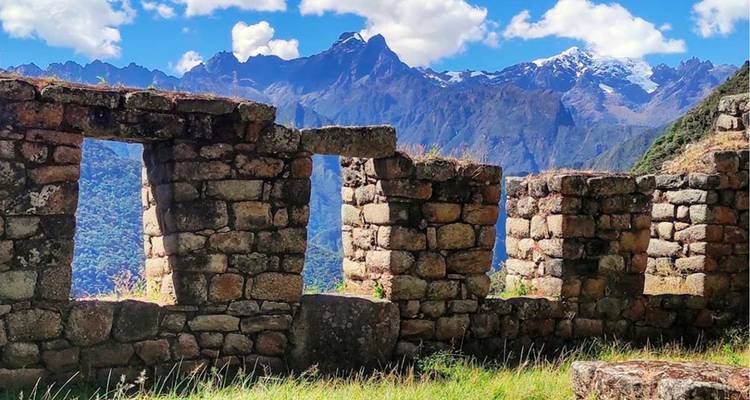 Caminata corta de 2 días por el Camino Inca (Grupos pequeños) - ILE Tours 3