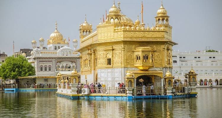 Amritsar Golden Temple with Golden Triangle Tour - Taj Holidays 2