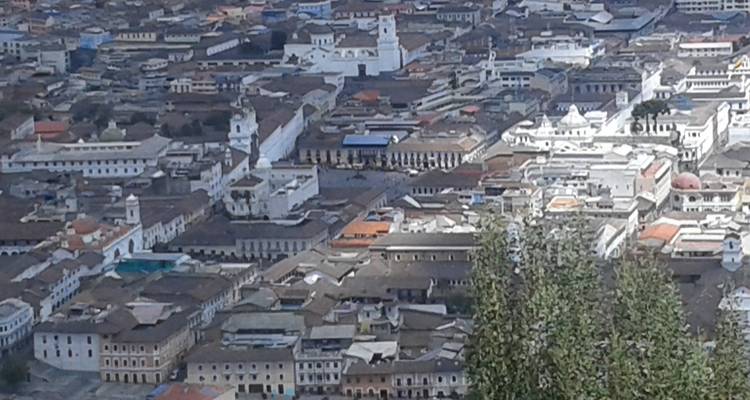 Quito Airport Private Transportation - Cami Adventures 1