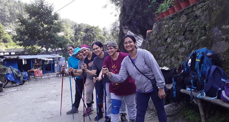 Excursionismo en corto Annapurna vistas Poon Hill 3 días - Mega Mount Treks and Expedition Pvt.Ltd.  4