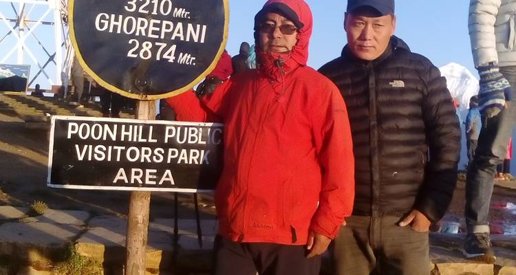 Excursionismo en corto Annapurna vistas Poon Hill 3 días - Mega Mount Treks and Expedition Pvt.Ltd.  3