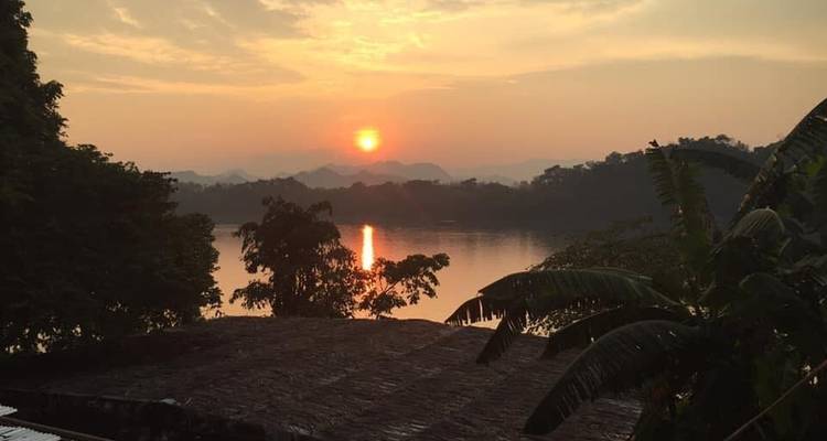 Best Ever Luang Prabang Sightseeing Tour for 3 Days - VietLong Travel 3