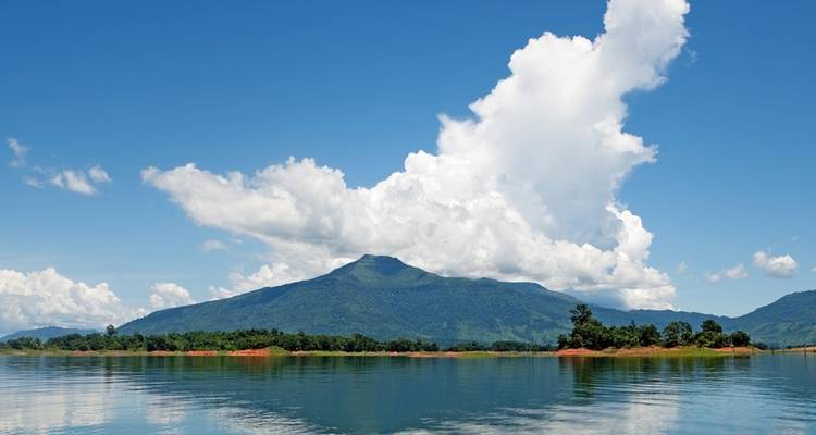 Circuito por Luang Prabang de lo más destacado a la Cascada de Kuangsi y excursión en barco a la cueva de Pak Ou - VietLong Travel 8