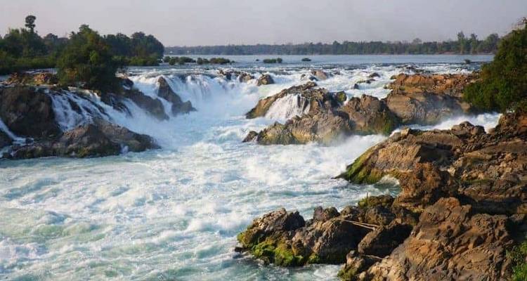 Visita turística a Wat Phou, Don Khone, Isla Khong, Escala en Pakse - VietLong Travel 9