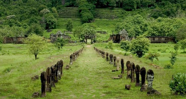 Visita turística a Wat Phou, Don Khone, Isla Khong, Escala en Pakse - VietLong Travel 3