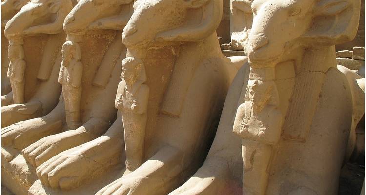 Vacaciones en Egipto 4 Días - 3 Noches 5* Crucero por el Nilo Desde El Cairo en Vuelo - Holiday In Egypt 7