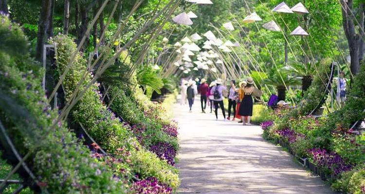 Nha Trang Islands Daily Tour - Nhat Long Travel Company 1