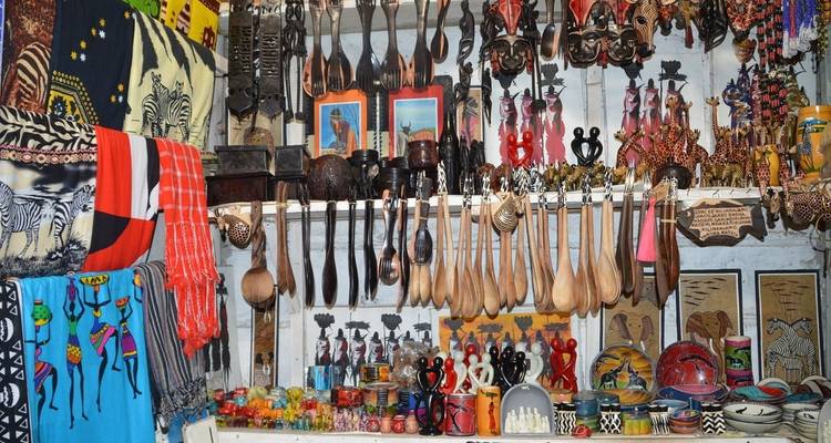 Visite du marché Masai -  Travel Africa Safari Agency 2