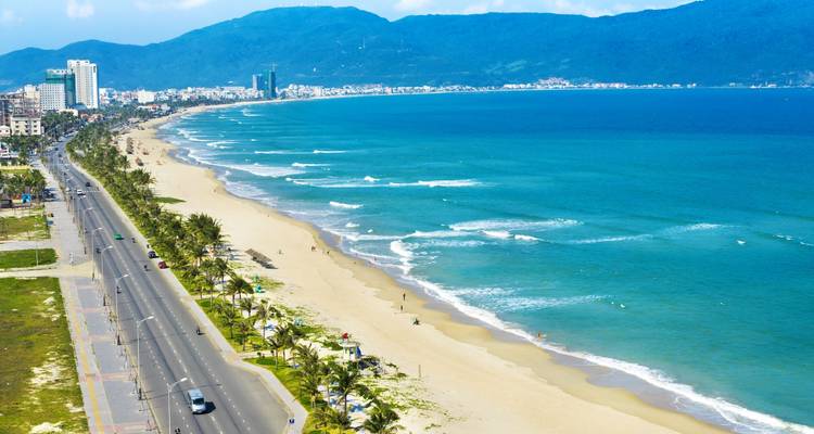 Viaje económico a Vietnam desde Hanói, bahía de Halong a Da Nang, Hoi An, Saigón - VietLong Travel 1