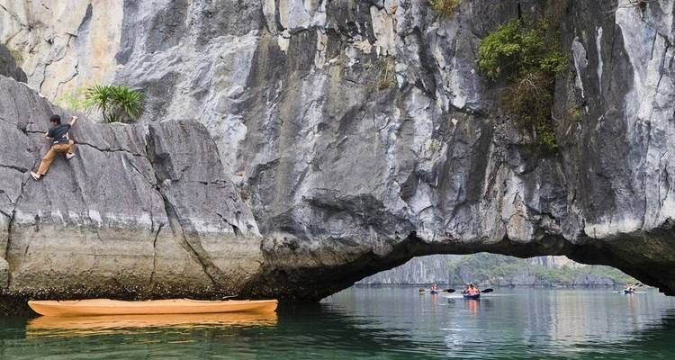 Vacances en famille au Vietnam : Hanoi, baie d'Halong, Da Nang, Hoi An, Saigon et le delta du Mékong - VietLong Travel 1