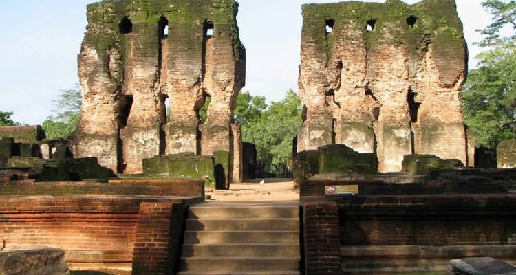 Sri Lanka Luxury Private Tour 2024 - Sri Holidays 10